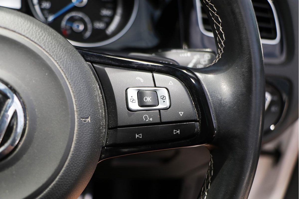 2014 Volkswagen Golf R 7