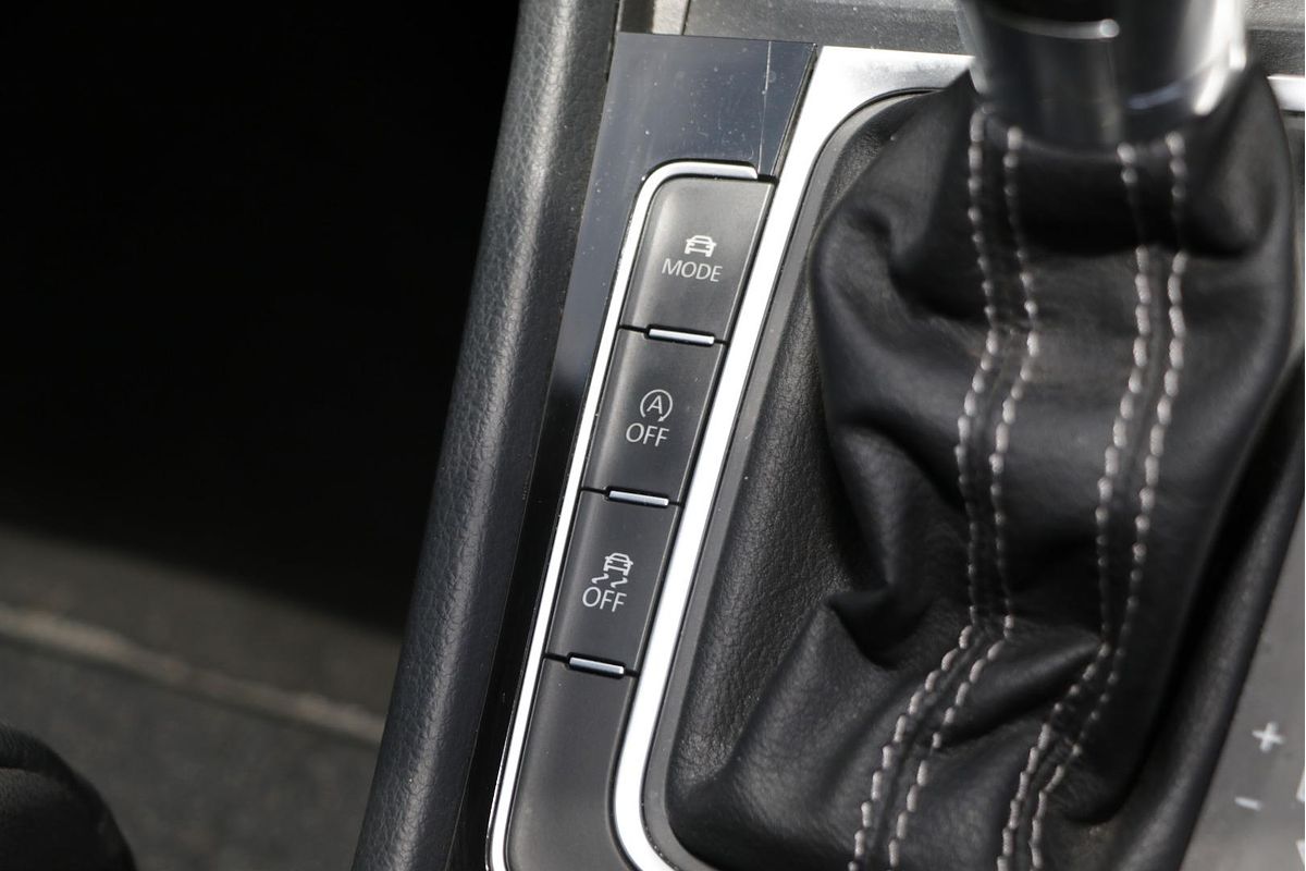 2014 Volkswagen Golf R 7