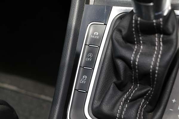 2014 Volkswagen Golf R 7