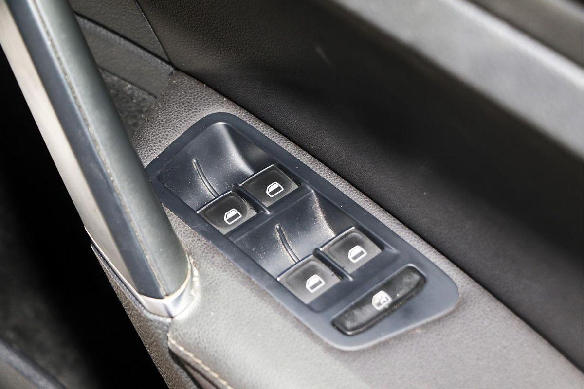 2014 Volkswagen Golf R 7