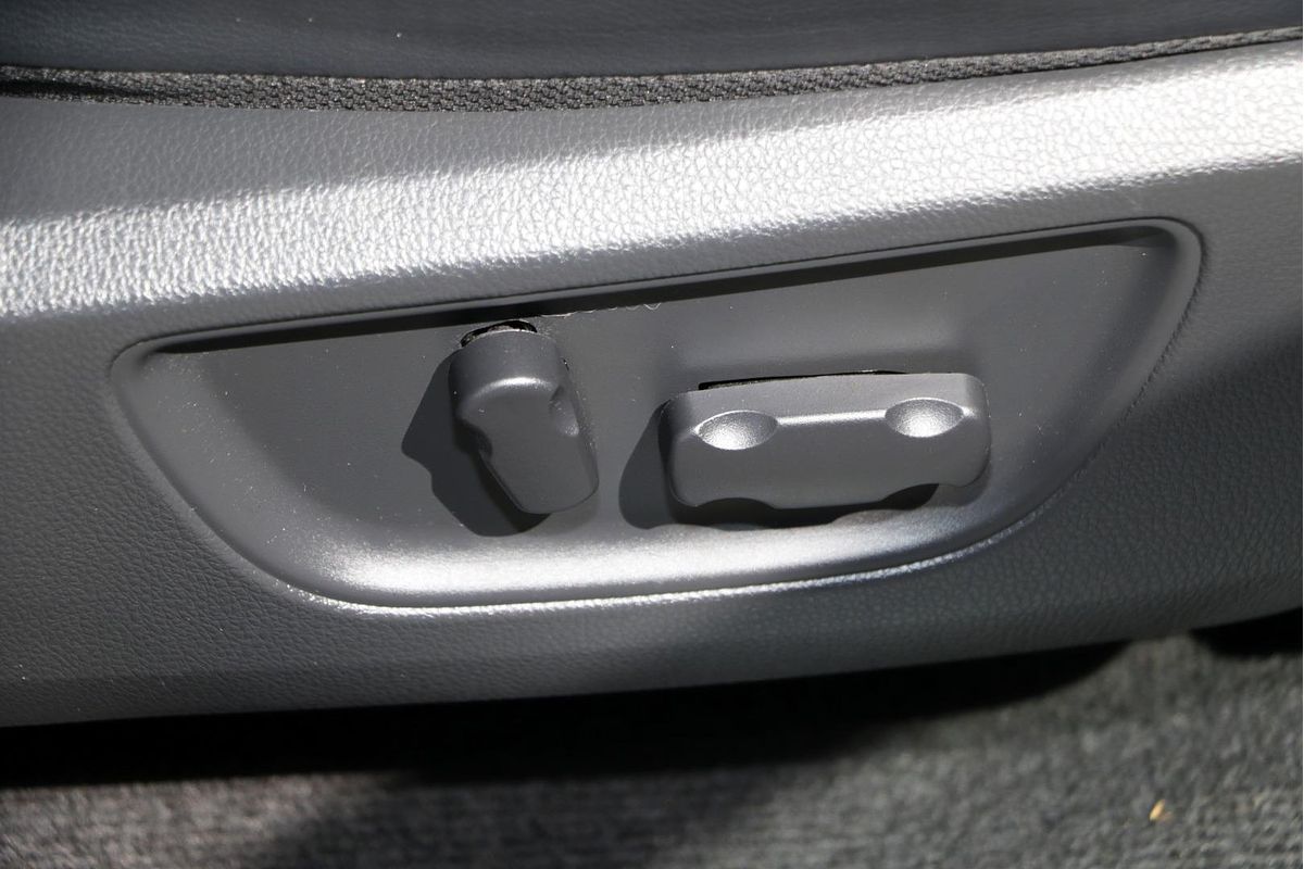 2020 Mitsubishi Triton GSR MR 4X4