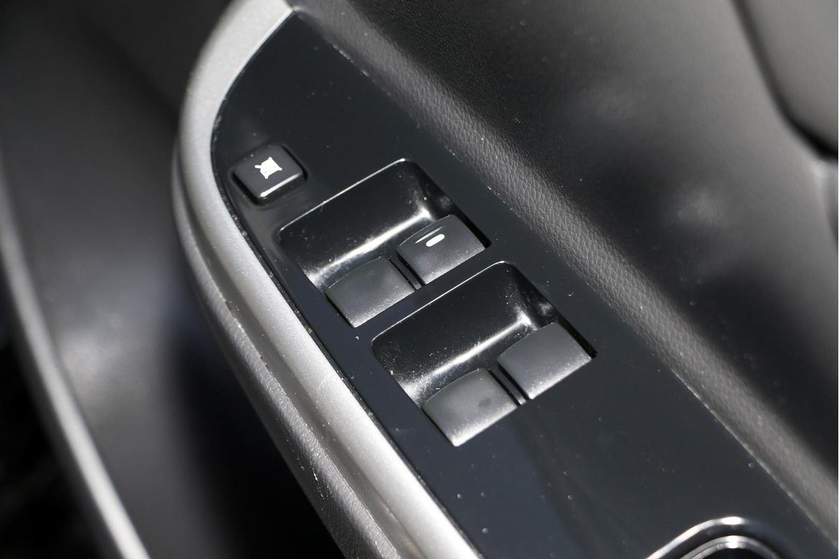 2020 Mitsubishi Triton GSR MR 4X4