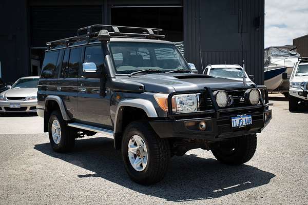 2014 Toyota Landcruiser GXL VDJ76R