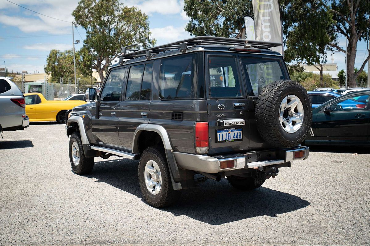 2014 Toyota Landcruiser GXL VDJ76R