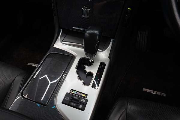 2010 Toyota Crown MAJESTA (HYBRID) GWS204