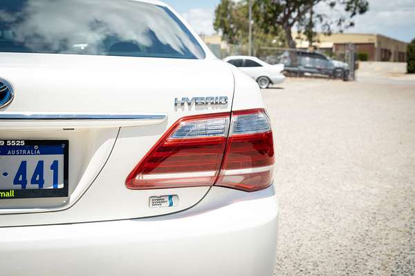 2010 Toyota Crown MAJESTA (HYBRID) GWS204