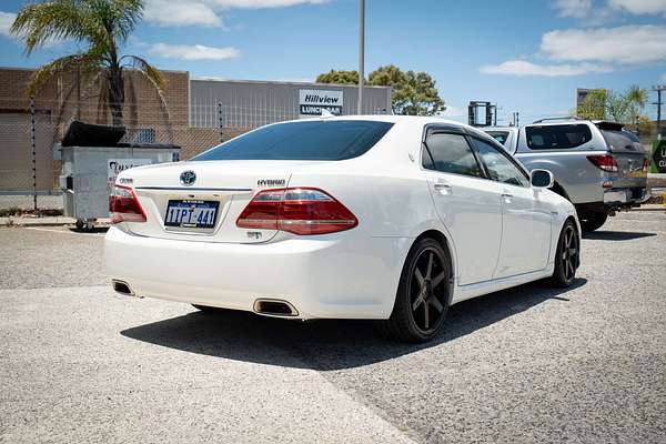 2010 Toyota Crown MAJESTA (HYBRID) GWS204