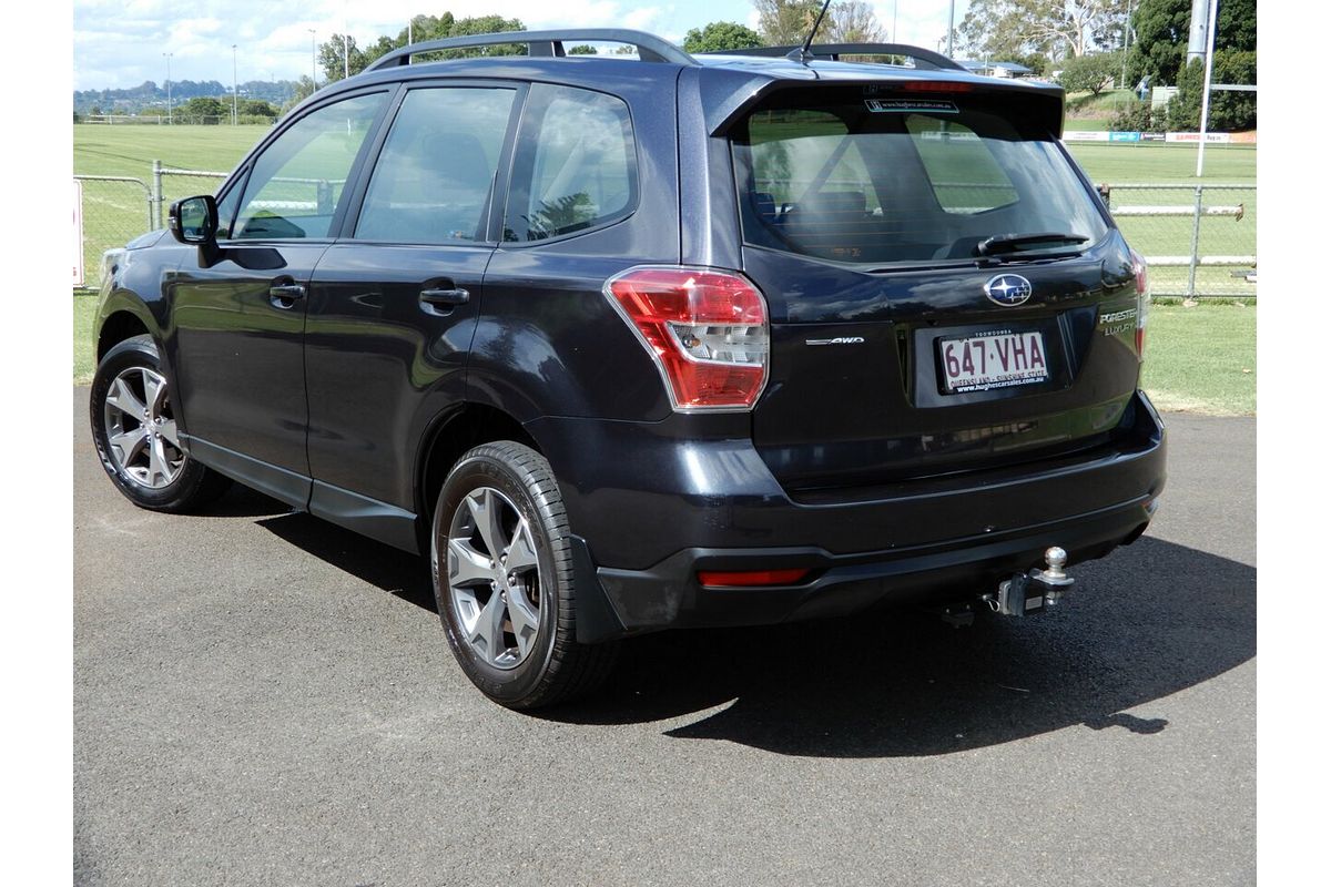 2014 Subaru Forester 2.5i Luxury S4