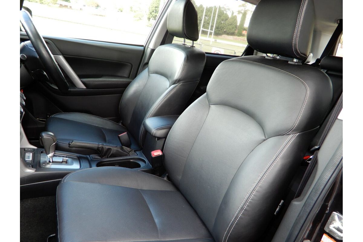 2014 Subaru Forester 2.5i Luxury S4