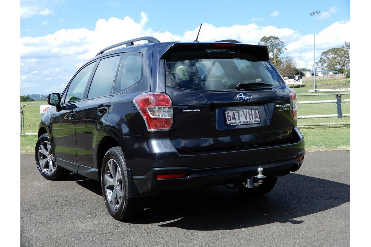 2014 Subaru Forester 2.5i Luxury S4