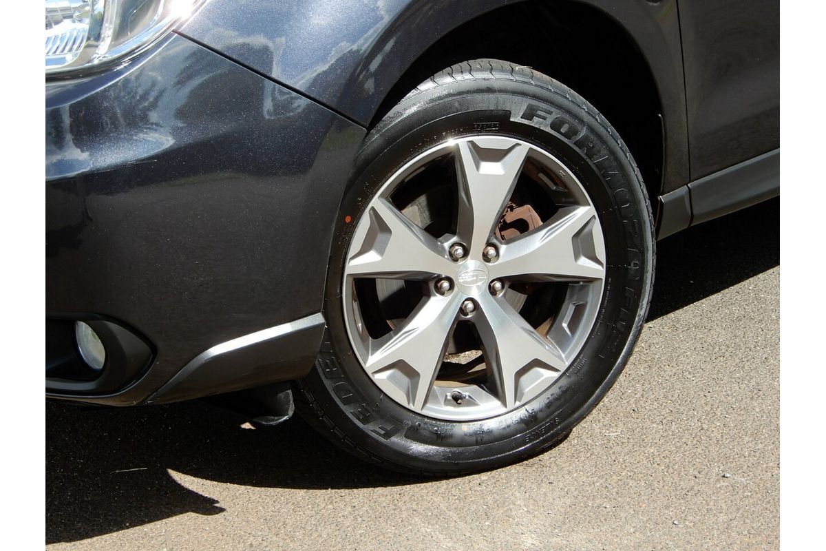 2014 Subaru Forester 2.5i Luxury S4