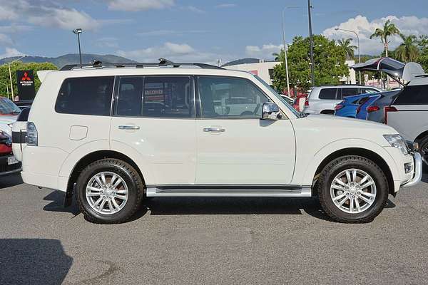 2020 Mitsubishi Pajero GLS NX