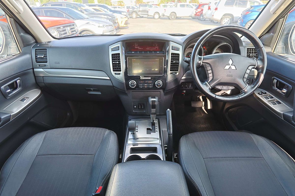 2020 Mitsubishi Pajero GLS NX
