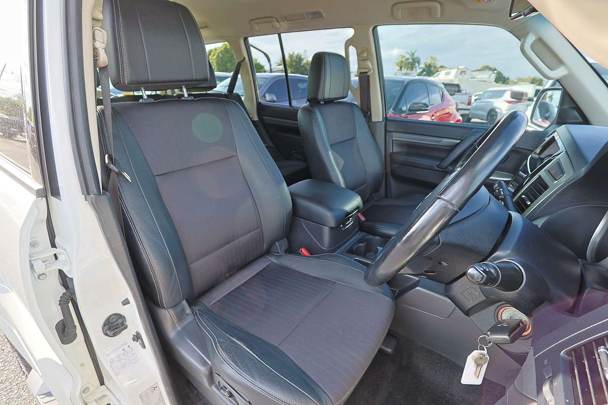 2020 Mitsubishi Pajero GLS NX