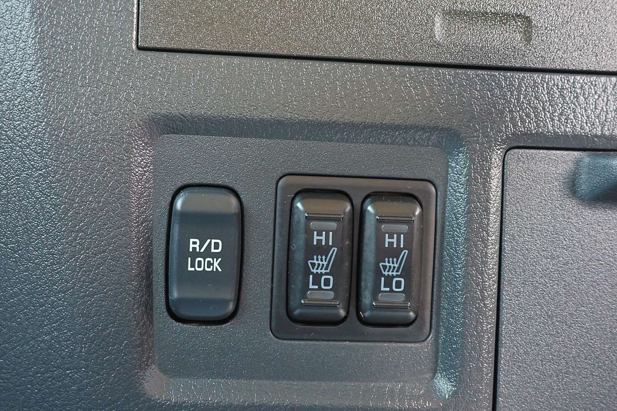 2020 Mitsubishi Pajero GLS NX