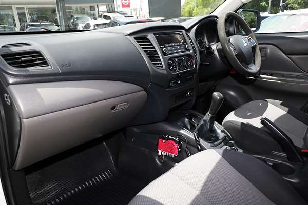 2015 Mitsubishi Triton GLX MQ 4X4