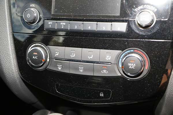 2017 Nissan QASHQAI ST J11