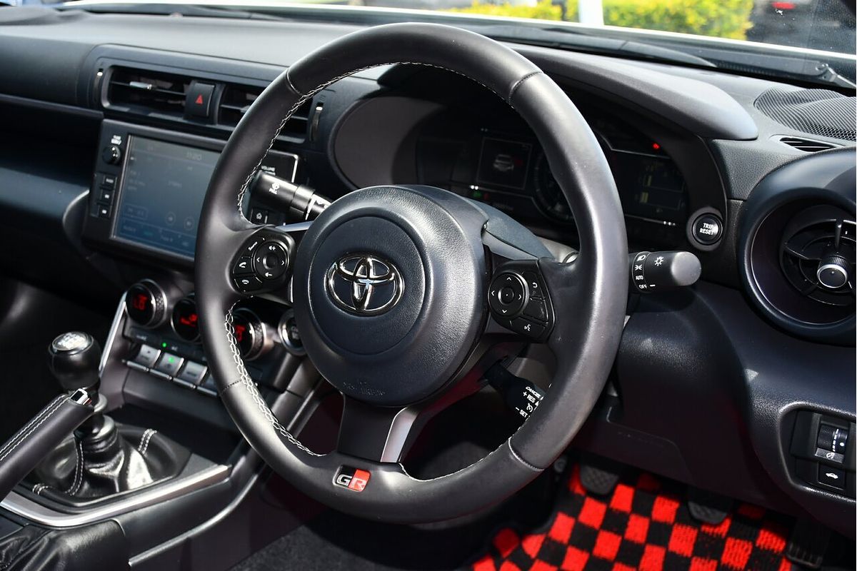 2022 Toyota GR86 GT ZN8