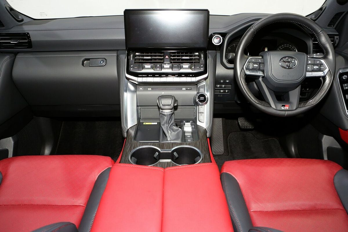 2023 Toyota Landcruiser GR Sport FJA300R
