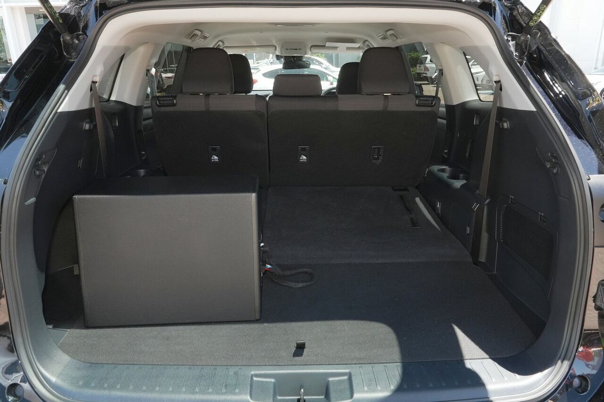 2022 Toyota Kluger GX GSU70R