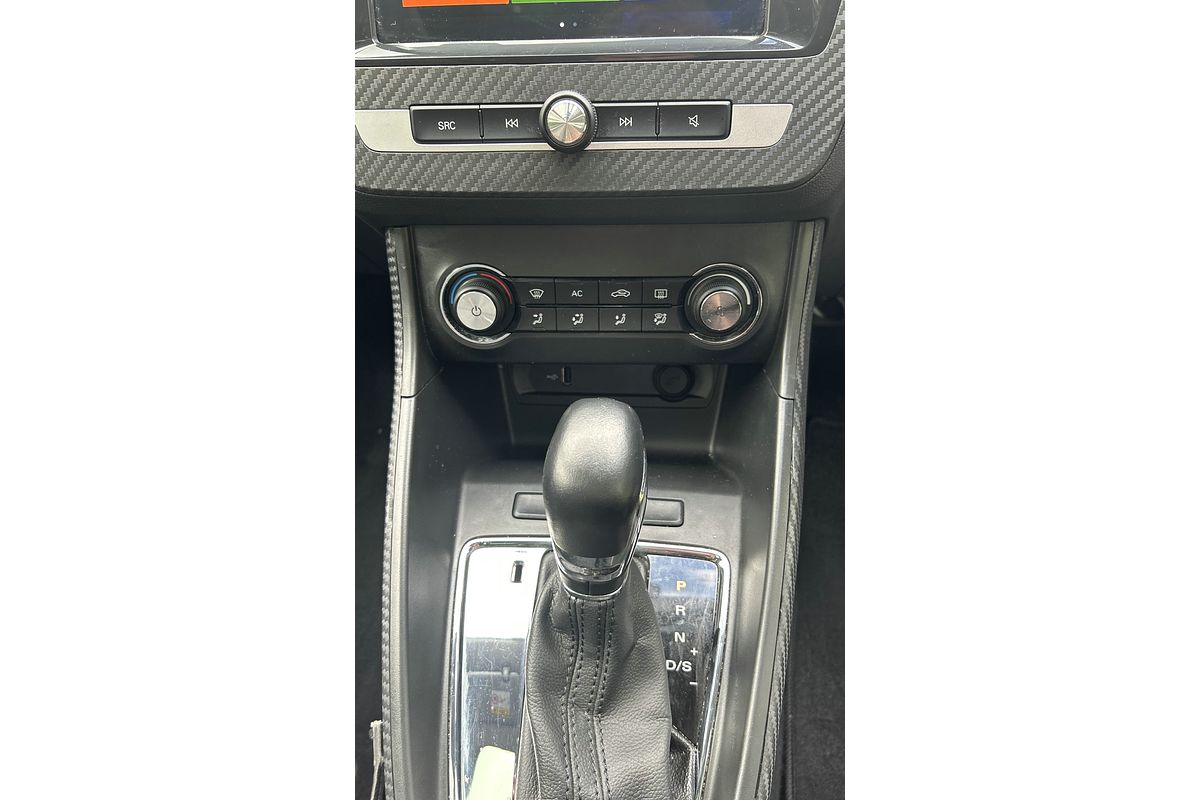 2021 MG ZS Essence AZS1