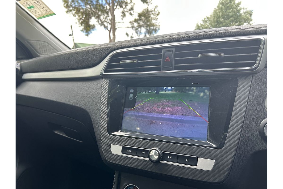 2021 MG ZS Essence AZS1