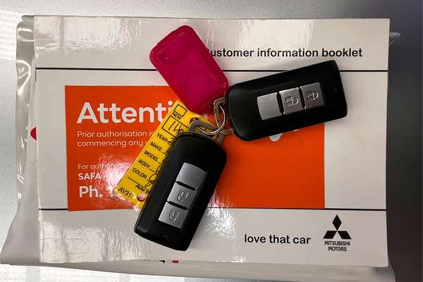 2018 Mitsubishi Outlander LS 7 SEAT (AWD) ZL MY19