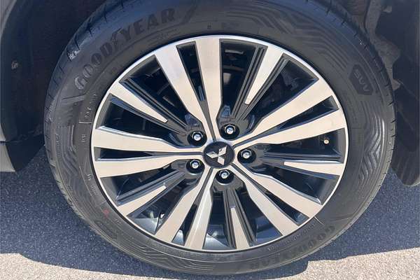 2018 Mitsubishi Outlander LS 7 SEAT (AWD) ZL MY19