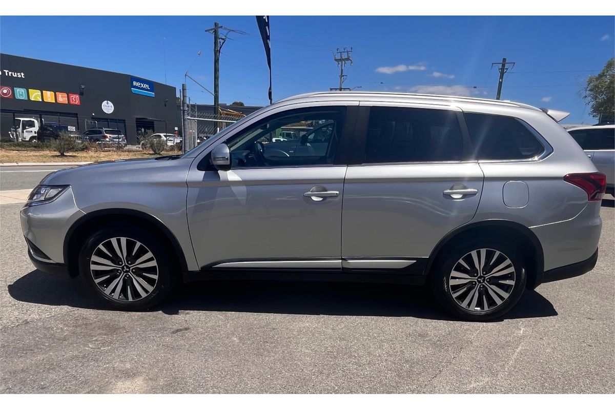 2018 Mitsubishi Outlander LS 7 SEAT (AWD) ZL MY19