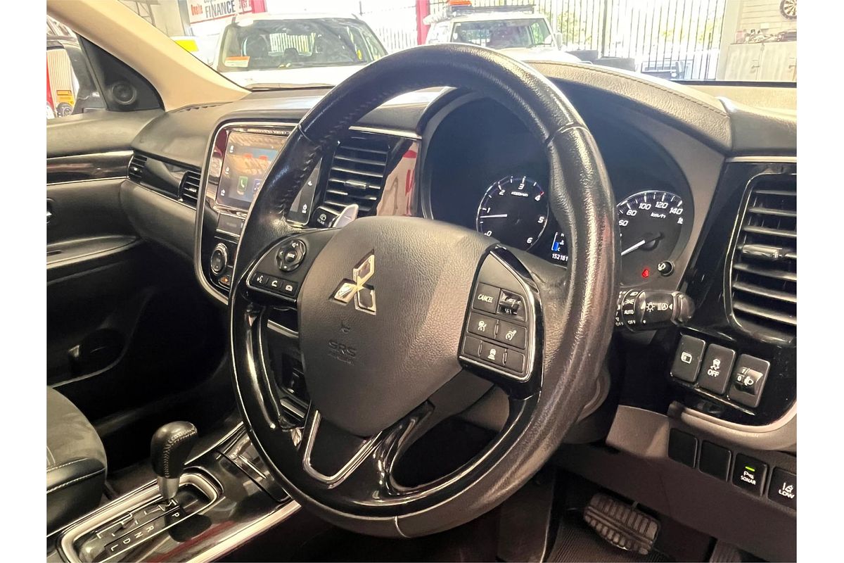 2018 Mitsubishi Outlander LS 7 SEAT (AWD) ZL MY19