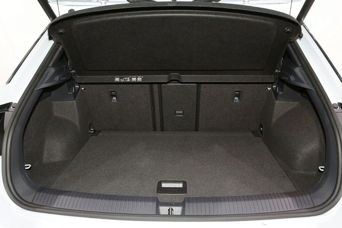 2020 Volkswagen T-Roc 140TSI Sport A11