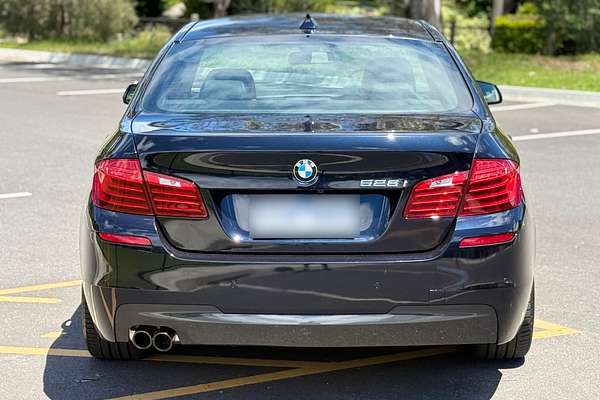 2015 BMW 5 Series 528i M Sport F10 LCI