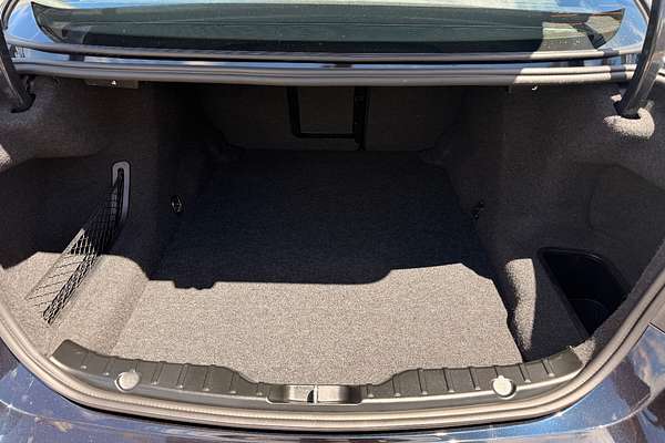 2015 BMW 5 Series 528i M Sport F10 LCI