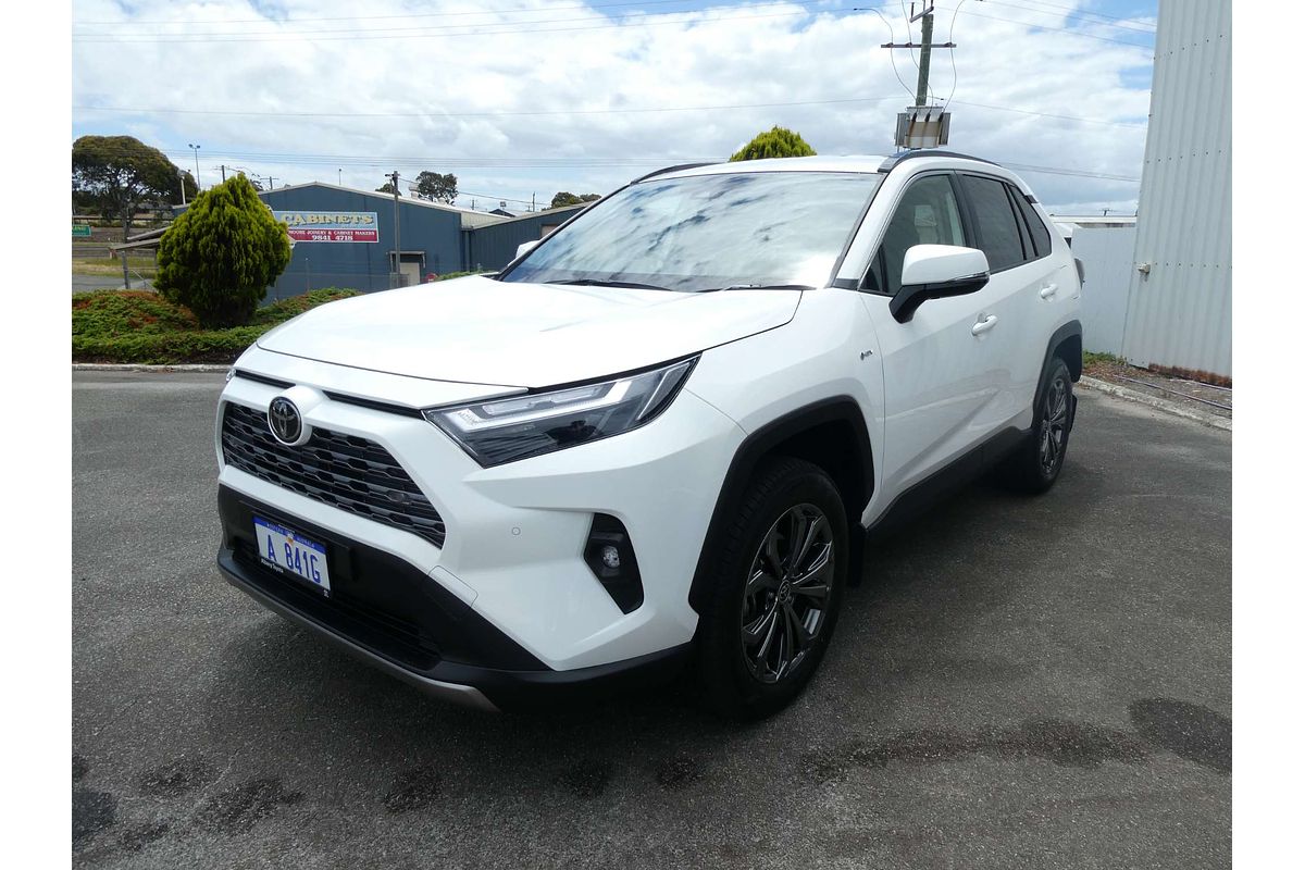 2025 Toyota RAV4 GXL AXAH52R