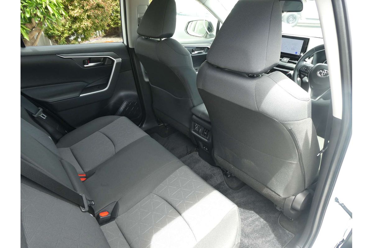 2025 Toyota RAV4 GXL AXAH52R