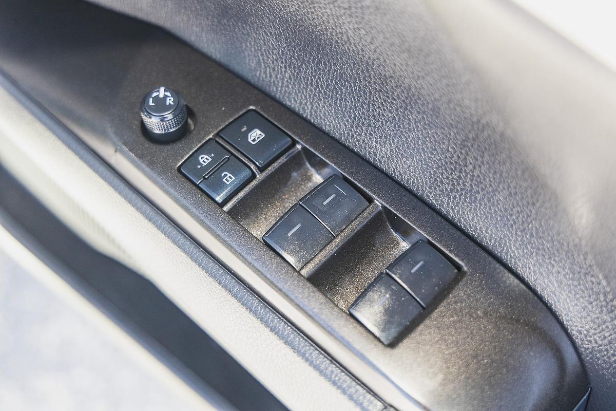 2023 Toyota Camry Ascent AXVH70R