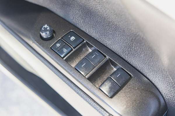 2023 Toyota Camry Ascent AXVH70R