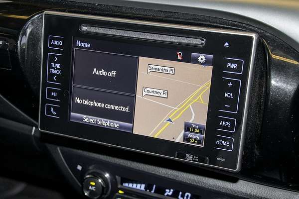 2020 Toyota Hilux SR5 (4x4) GUN126R FACELIFT 4X4