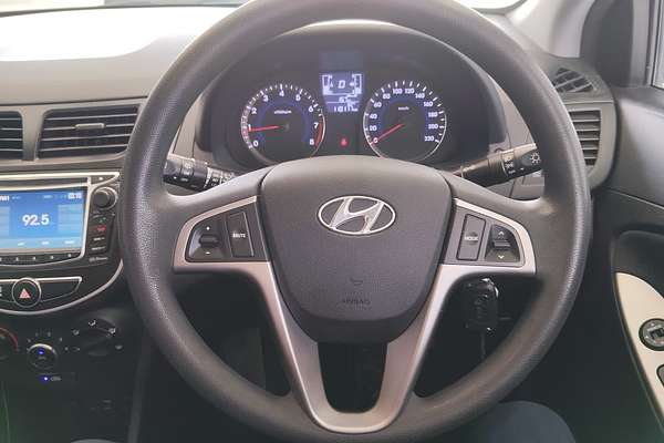 2015 Hyundai Accent Active RB3