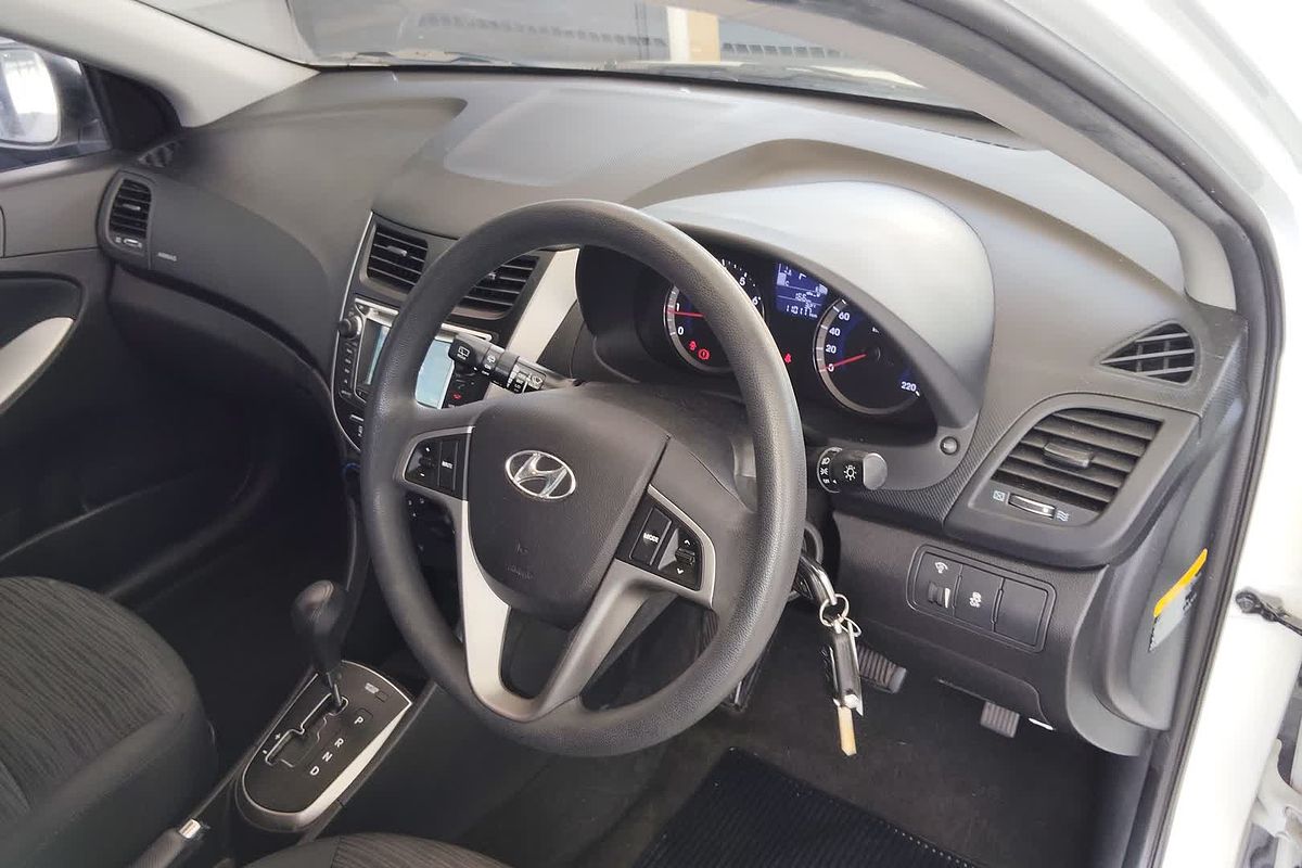 2015 Hyundai Accent Active RB3