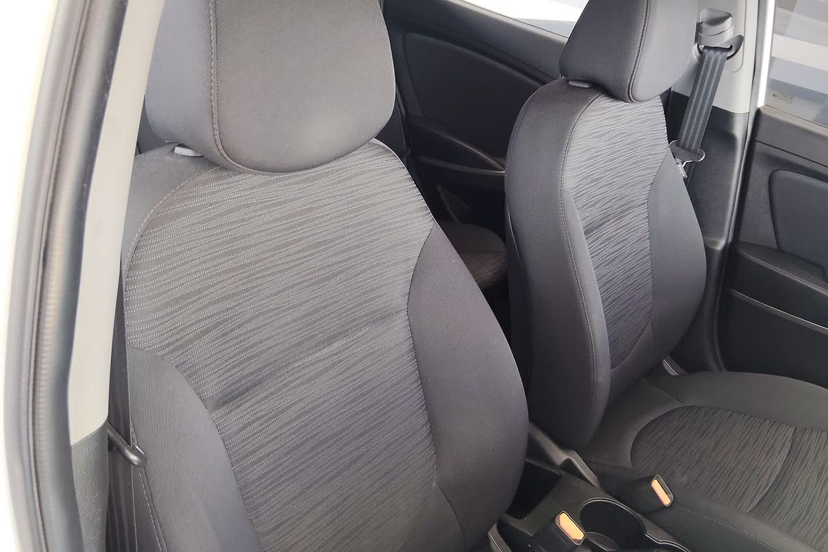 2015 Hyundai Accent Active RB3