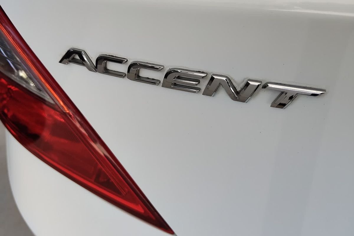 2015 Hyundai Accent Active RB3