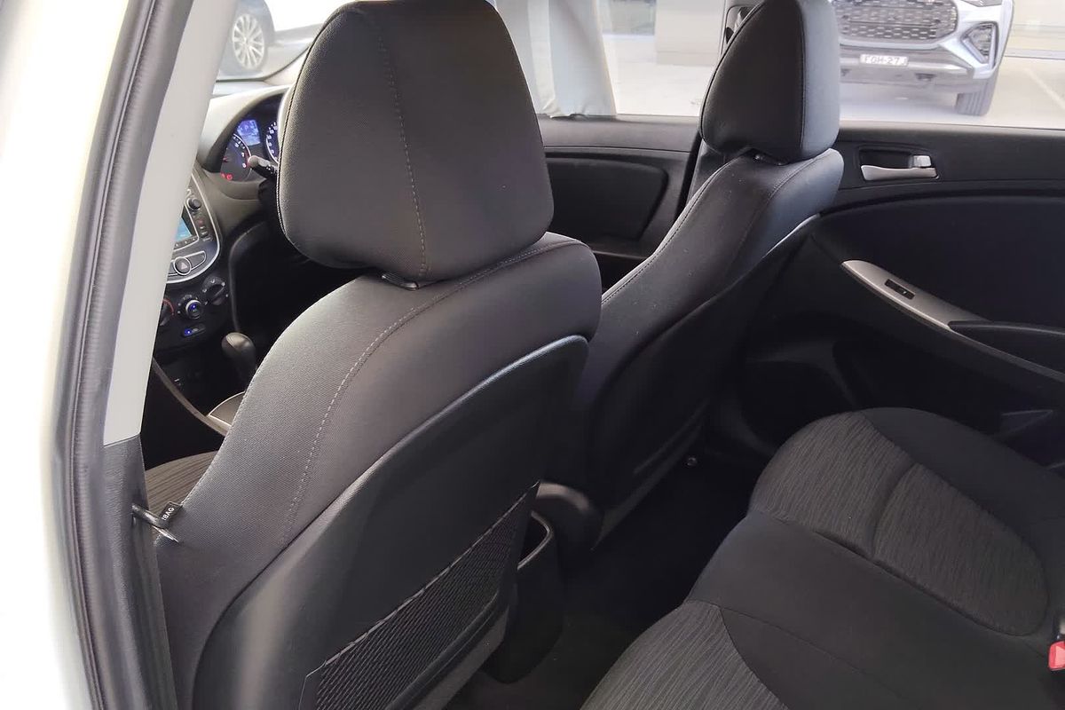 2015 Hyundai Accent Active RB3