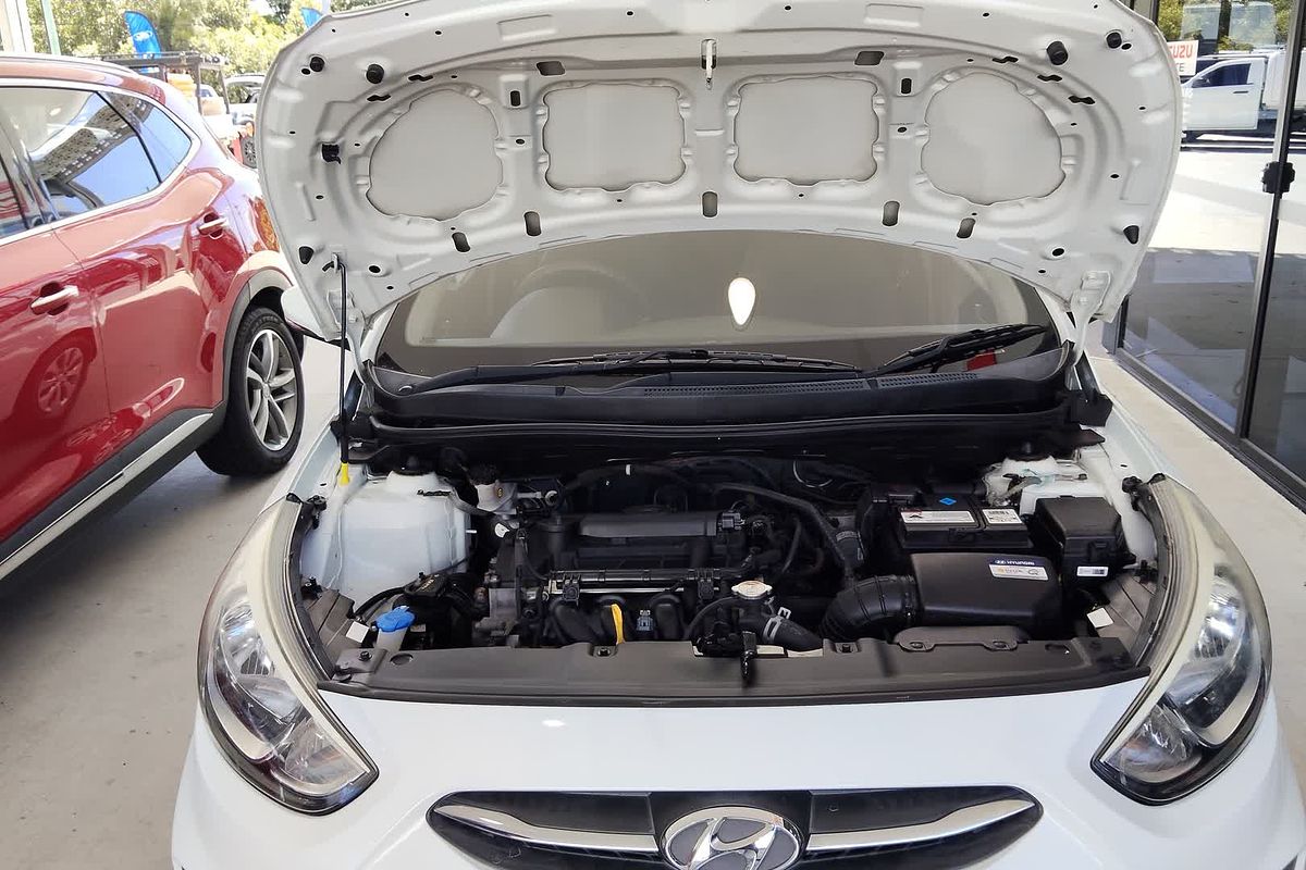 2015 Hyundai Accent Active RB3