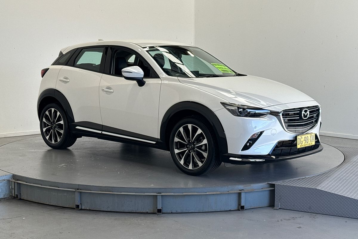 2023 Mazda CX-3 sTouring DK