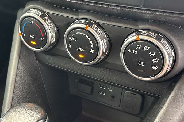 2023 Mazda CX-3 sTouring DK