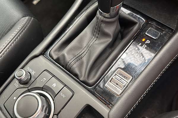 2023 Mazda CX-3 sTouring DK