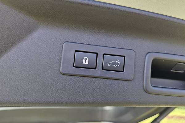 2025 Subaru Forester Touring S6