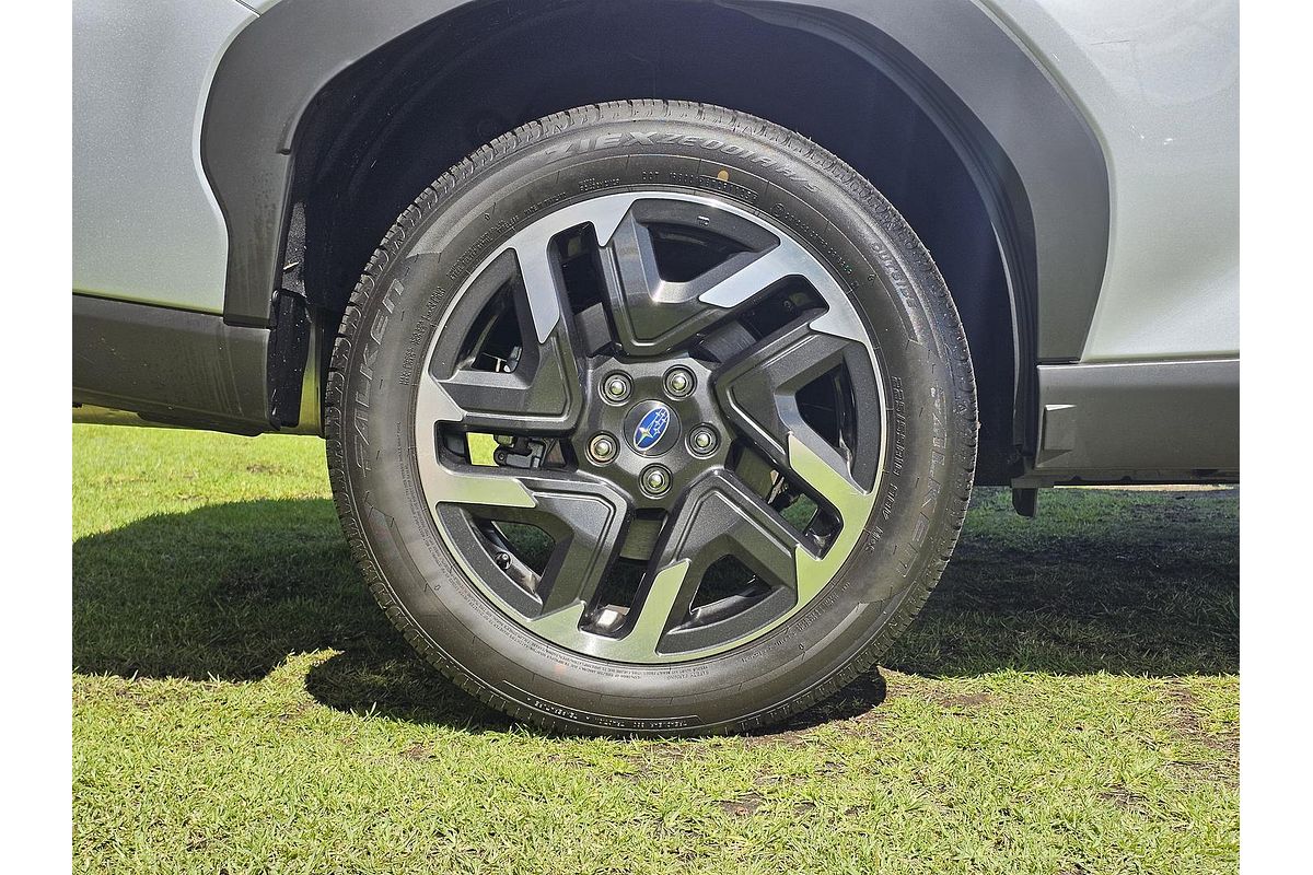 2025 Subaru Forester Touring S6