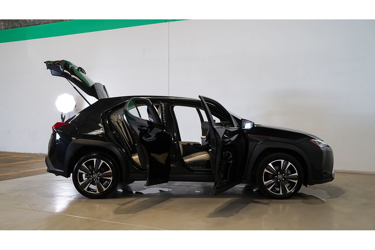 2022 Lexus UX UX200 Luxury MZAA10R